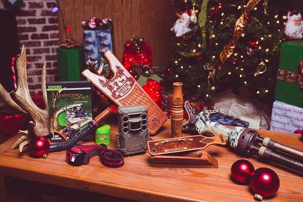 Primos Educates Gift Buyers with “The Truth About Best Gifts for Hunters” Wish List